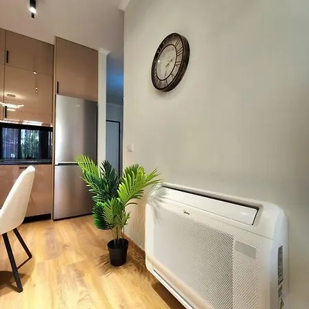 Διαμέρισμα New Bazaar Flat W/ 24h Self Check In Τίρανα
